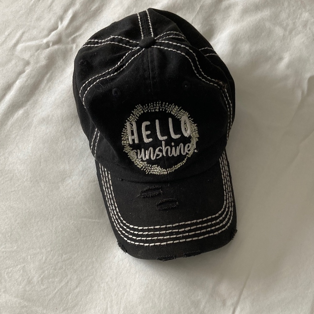 Black 'Hello Sunshine' Cap